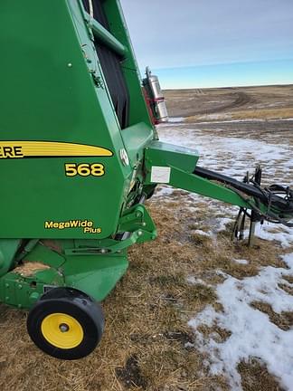Image of John Deere 568 Primary image