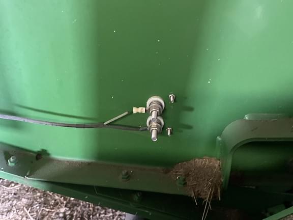 Image of John Deere 568 equipment image 2