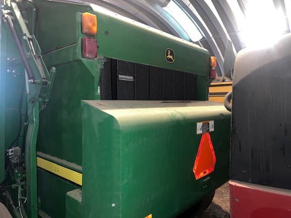 Image of John Deere 568 equipment image 4