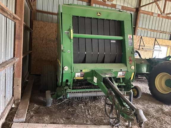 Image of John Deere 568 equipment image 2