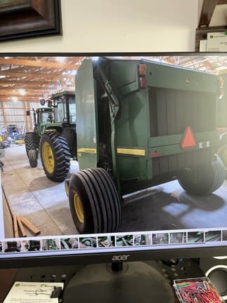 Image of John Deere 568 equipment image 4