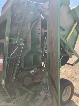 Image of John Deere 568 equipment image 3