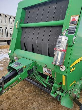 Image of John Deere 568 equipment image 2