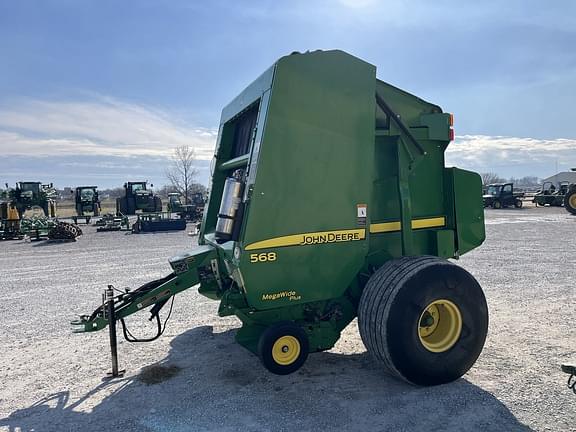 Image of John Deere 568 Mega Wide Plus equipment image 4