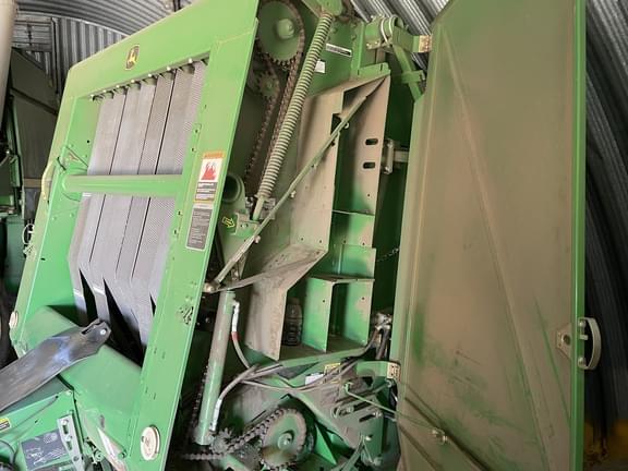 Image of John Deere 568 equipment image 1
