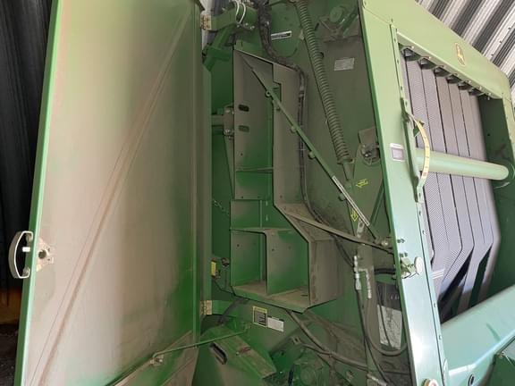 Image of John Deere 568 equipment image 2