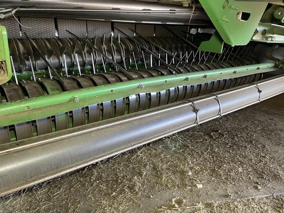 Image of John Deere 568 equipment image 3