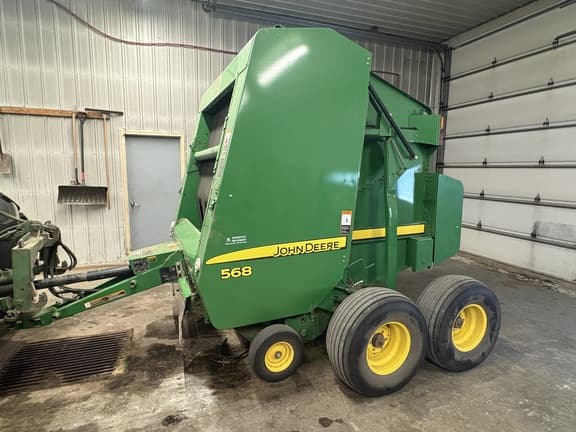 Image of John Deere 568 equipment image 2
