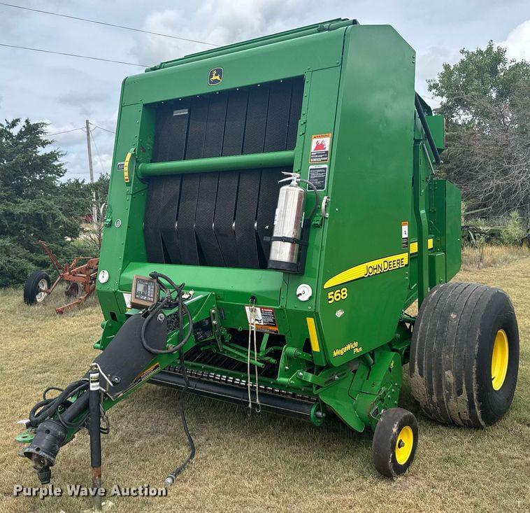 Image of John Deere 568 Primary image
