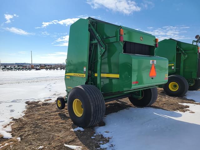 Image of John Deere 568 equipment image 3