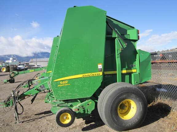 Image of John Deere 569 equipment image 4