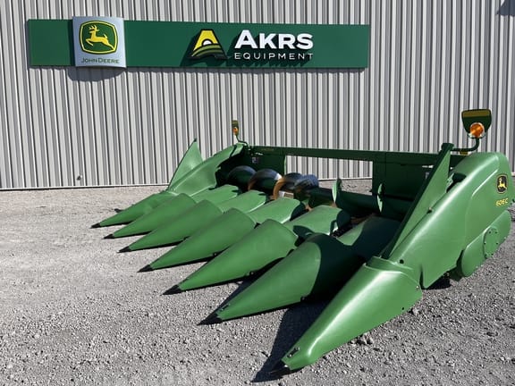 2012 John Deere 606C Equipment Image0
