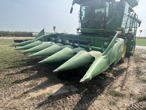 2012 John Deere 606C Image