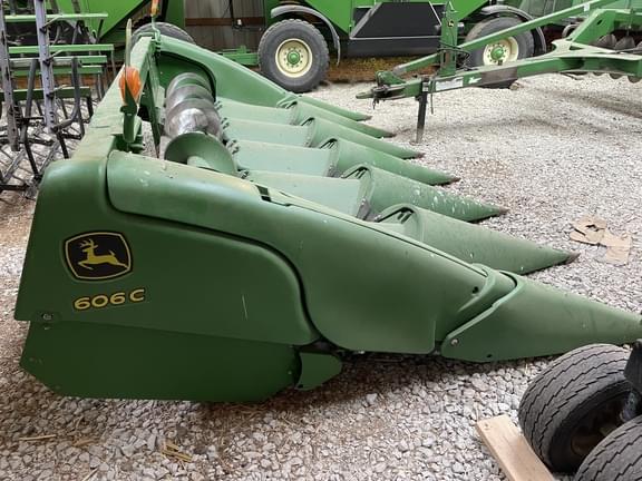 Image of John Deere 606C equipment image 2