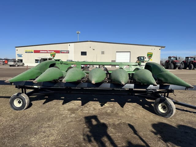 Image of John Deere 606C equipment image 2