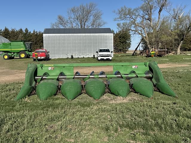 Image of John Deere 606C equipment image 2