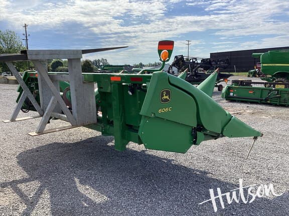 Image of John Deere 606C equipment image 3