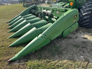 Main image John Deere 606C
