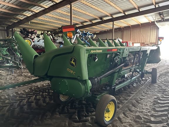 Image of John Deere 608C equipment image 1