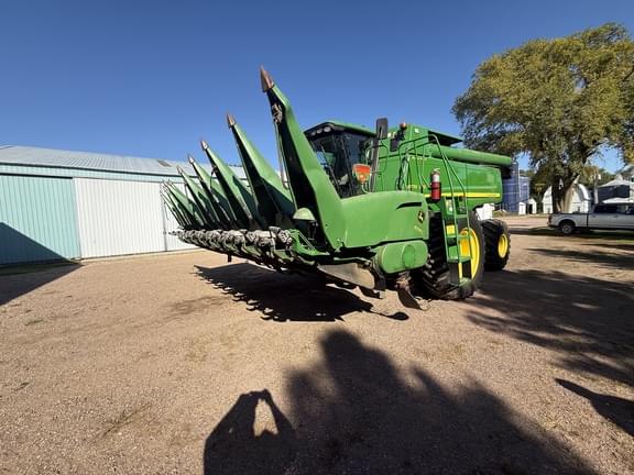 Image of John Deere 608C equipment image 1