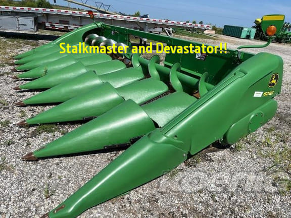 Main image John Deere 608C