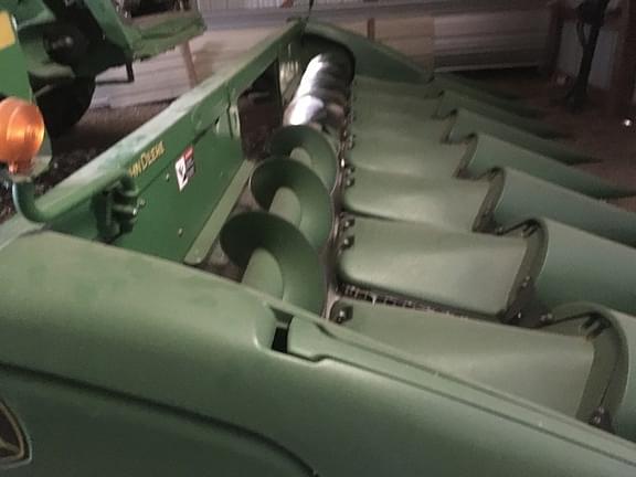 Image of John Deere 608C equipment image 3