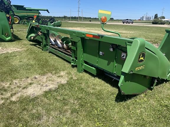 Image of John Deere 608C equipment image 3