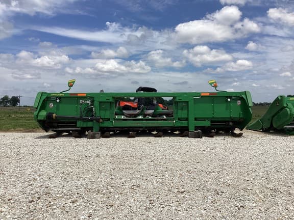 Image of John Deere 608C equipment image 3