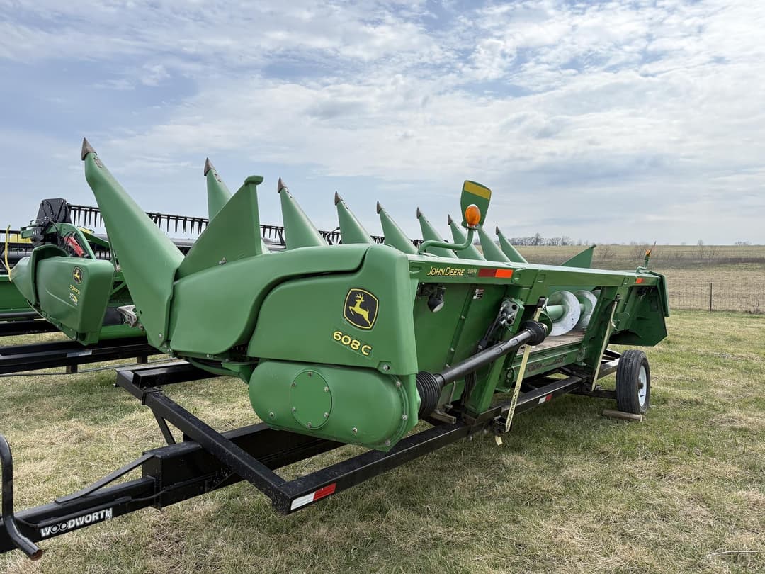 Image of John Deere 608C Primary image