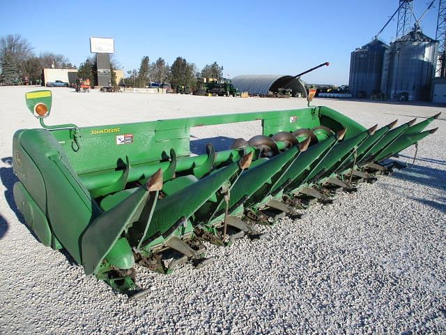 Image of John Deere 608C equipment image 2