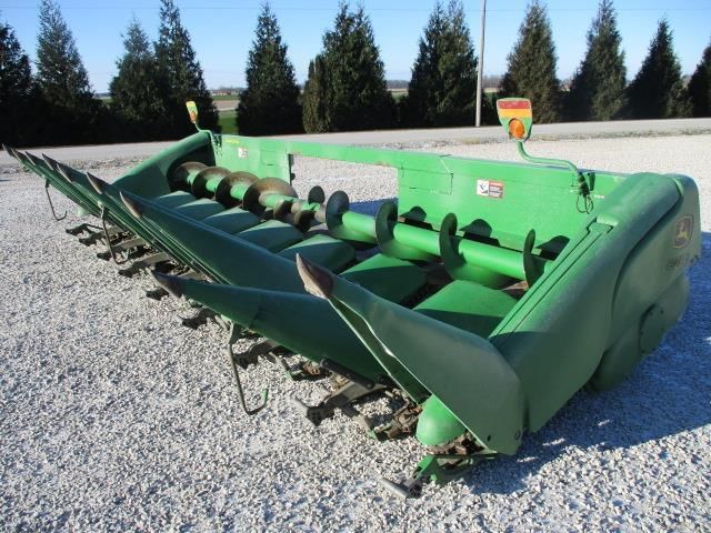 Main image John Deere 608C