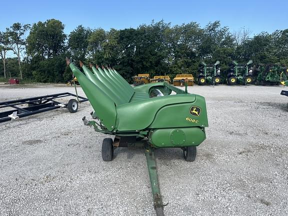 Image of John Deere 608C equipment image 3
