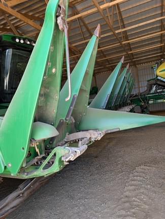 Image of John Deere 608C equipment image 4