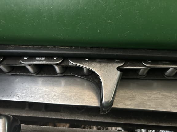 Image of John Deere 608C equipment image 3