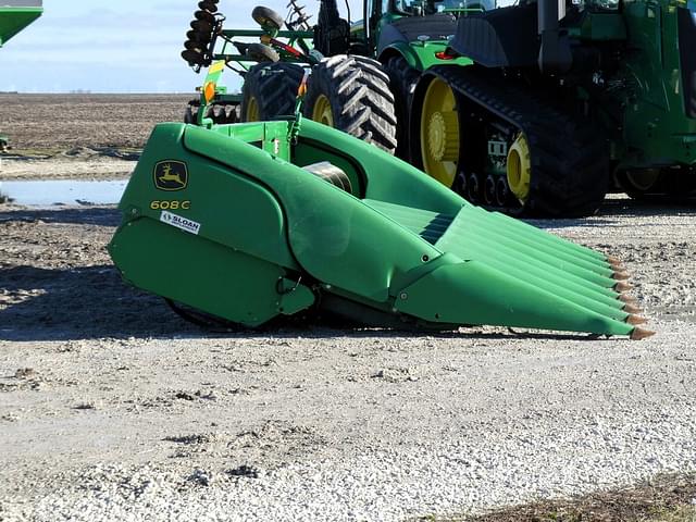 Image of John Deere 608C equipment image 2