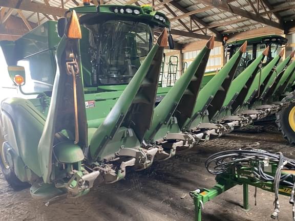 Image of John Deere 608C equipment image 3