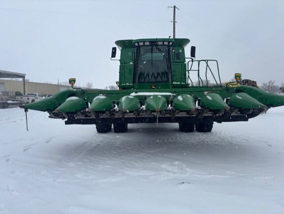 2012 John Deere 608C Equipment Image0