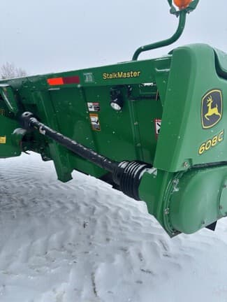 Image of John Deere 608C equipment image 3