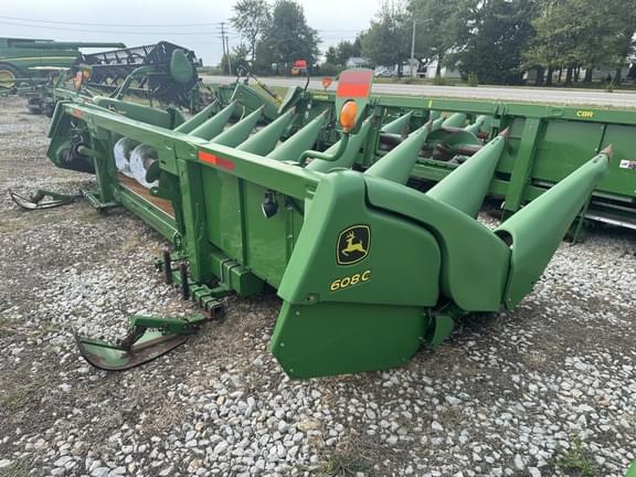 Image of John Deere 608C equipment image 3
