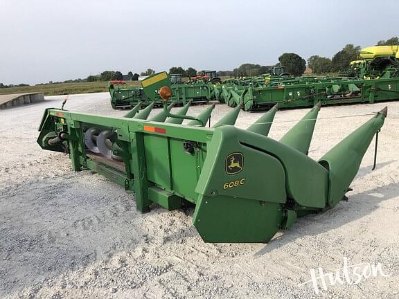 Image of John Deere 608C equipment image 4