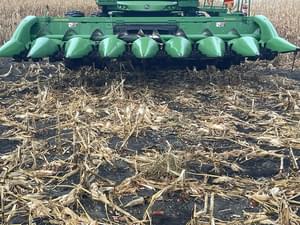 2012 John Deere 608C Image