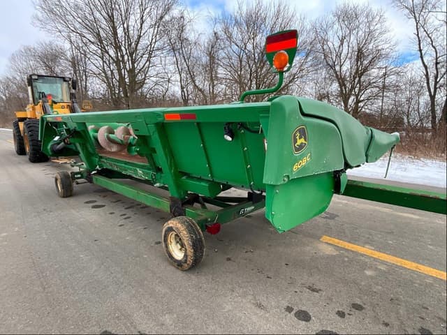 Image of John Deere 608C equipment image 1