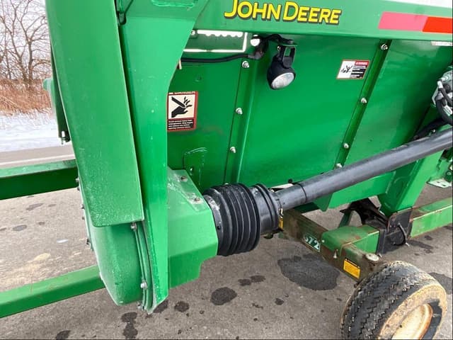 Image of John Deere 608C equipment image 4