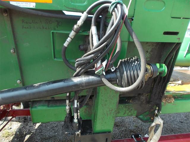 Image of John Deere 608C equipment image 4