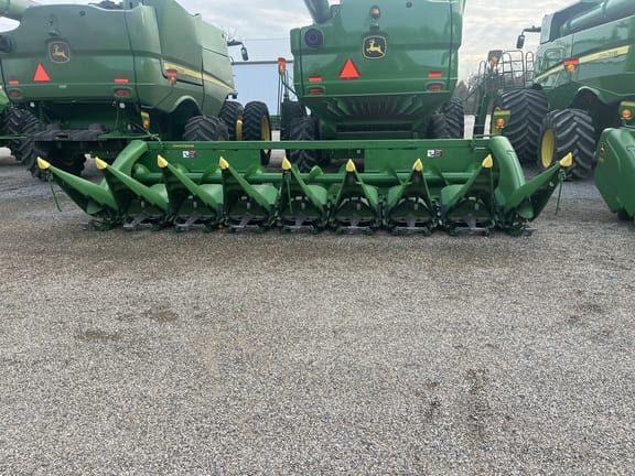 Main image John Deere 608C