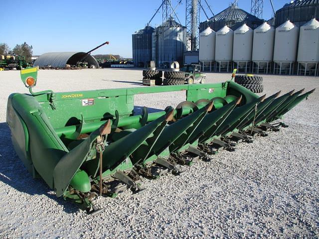 Image of John Deere 608C equipment image 2