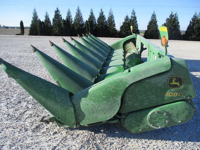 Image of John Deere 608C equipment image 4