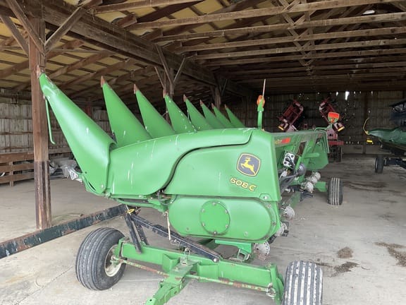 2012 John Deere 608C Equipment Image0