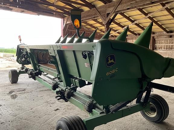 Image of John Deere 608C equipment image 1