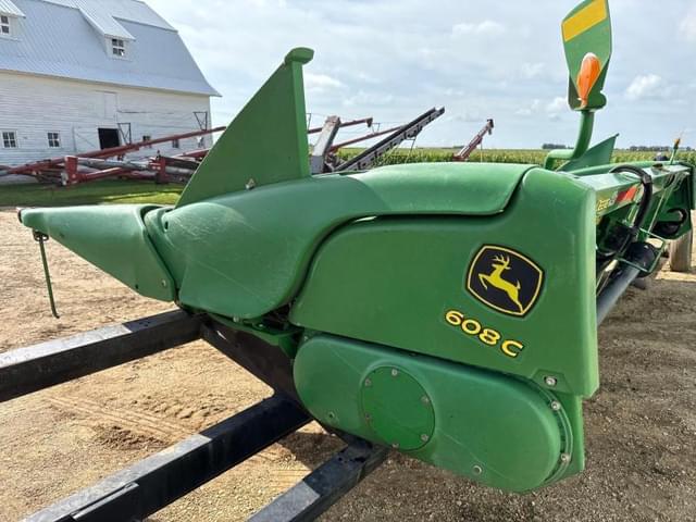 Image of John Deere 608C equipment image 4